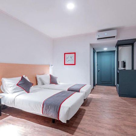 Super Oyo Townhouse 2 Hotel Gunung Sahari Cakarta Dış mekan fotoğraf