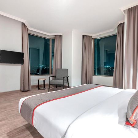 Super Oyo Townhouse 2 Hotel Gunung Sahari Cakarta Dış mekan fotoğraf