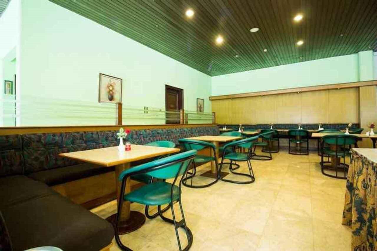 Super Oyo Townhouse 2 Hotel Gunung Sahari Cakarta Dış mekan fotoğraf