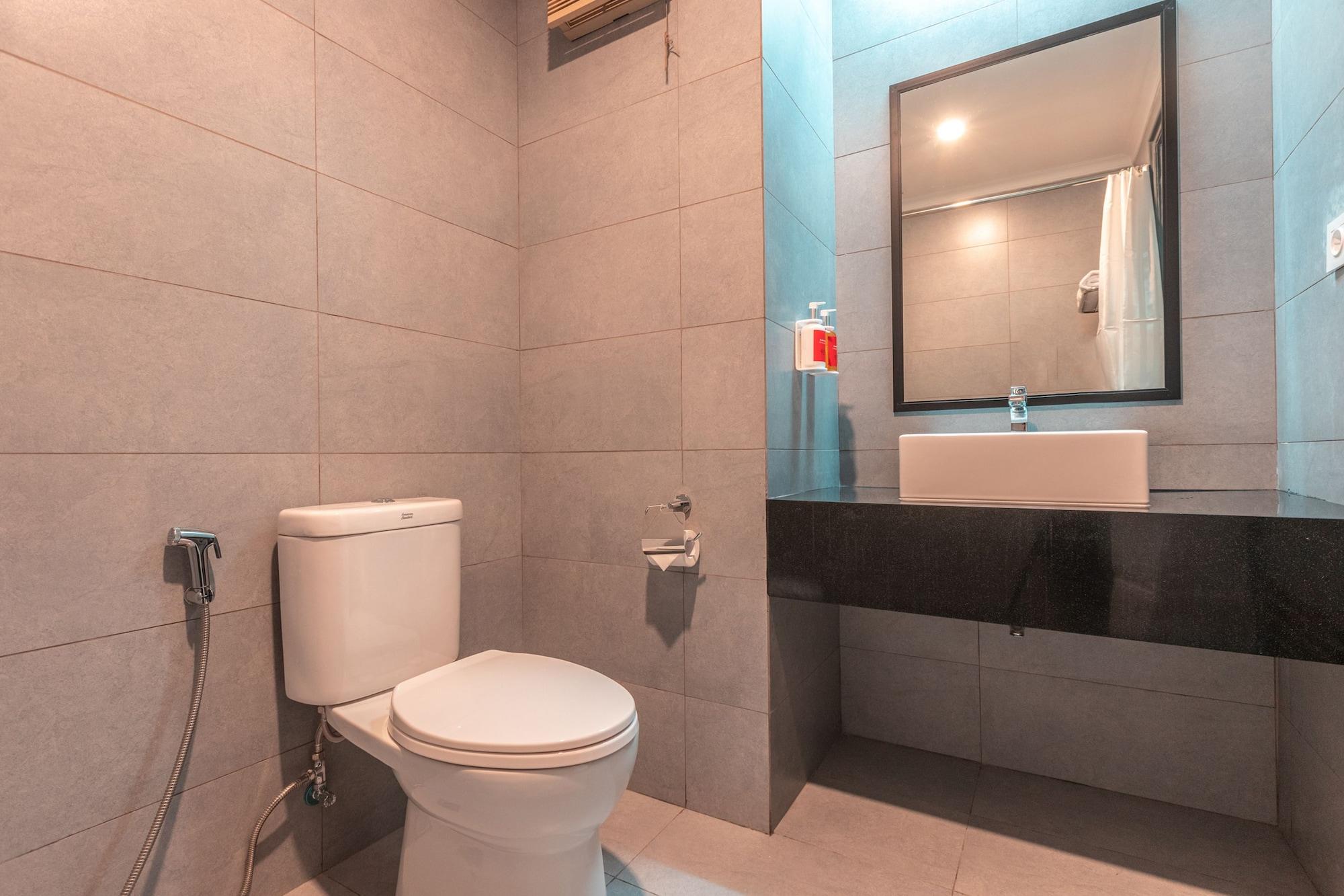 Super Oyo Townhouse 2 Hotel Gunung Sahari Cakarta Dış mekan fotoğraf