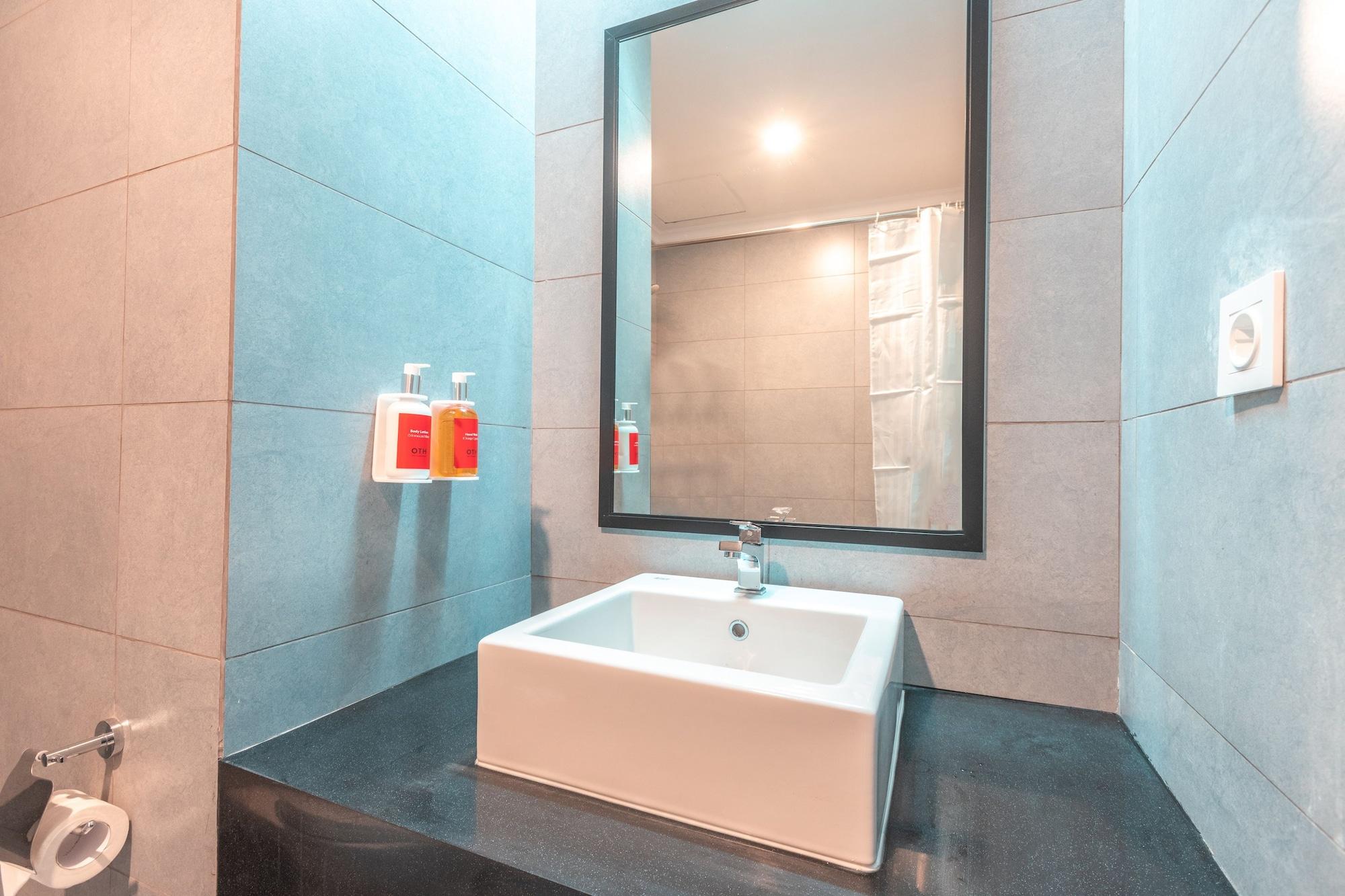 Super Oyo Townhouse 2 Hotel Gunung Sahari Cakarta Dış mekan fotoğraf