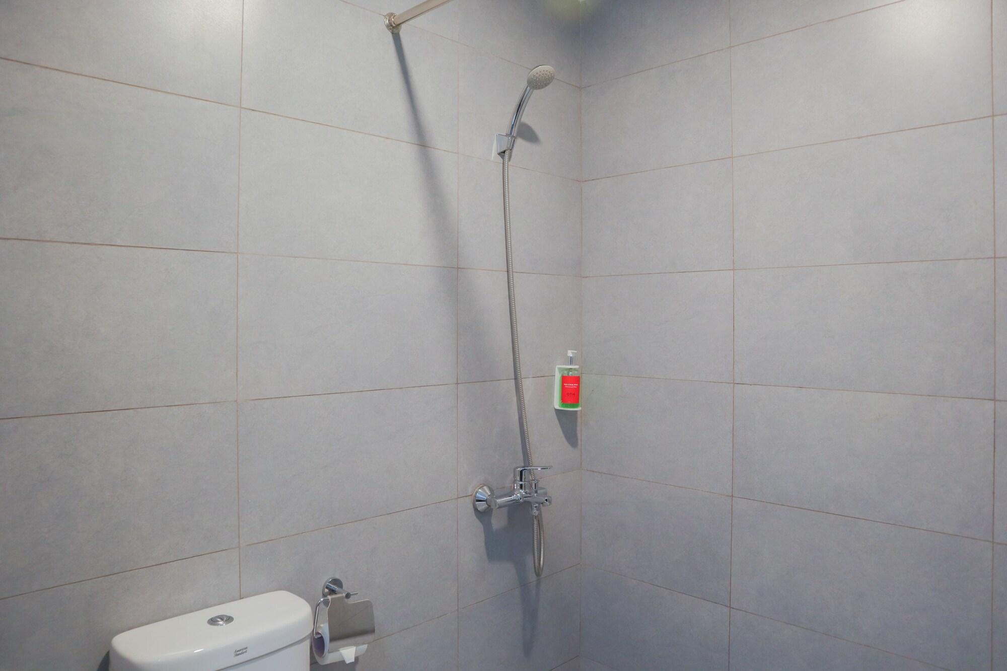 Super Oyo Townhouse 2 Hotel Gunung Sahari Cakarta Dış mekan fotoğraf