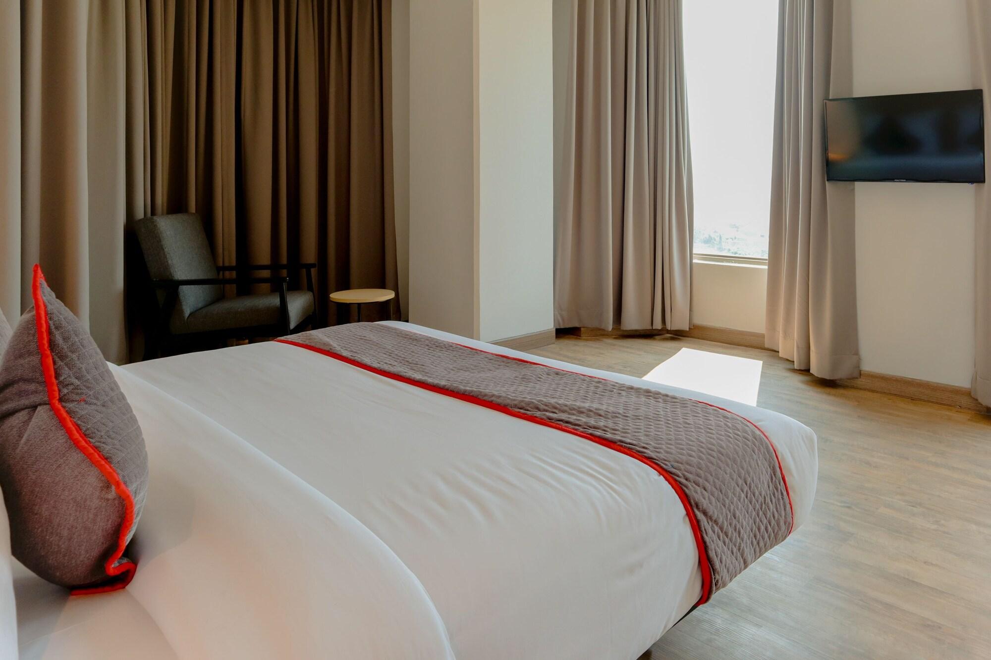 Super Oyo Townhouse 2 Hotel Gunung Sahari Cakarta Dış mekan fotoğraf