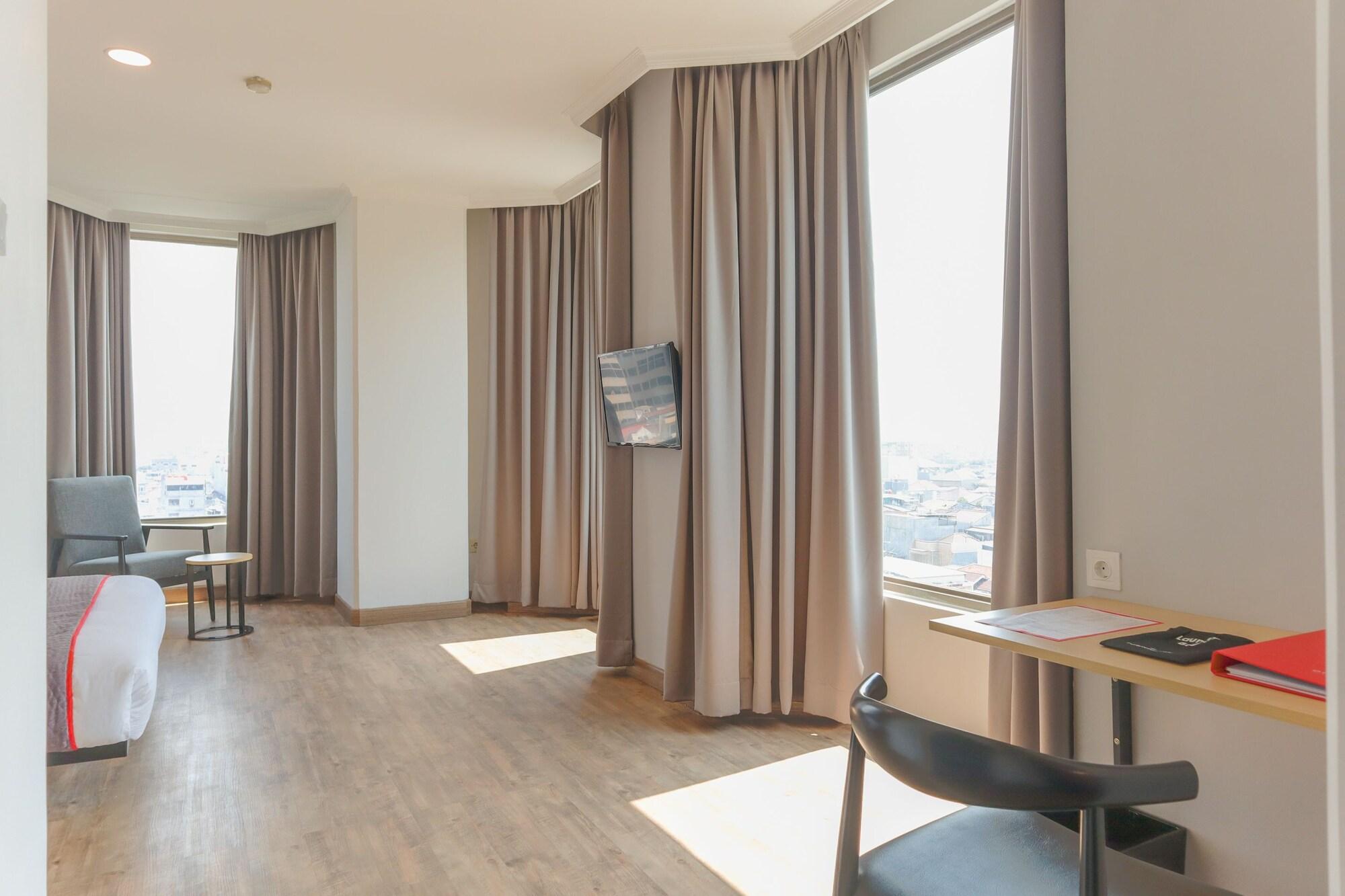 Super Oyo Townhouse 2 Hotel Gunung Sahari Cakarta Dış mekan fotoğraf