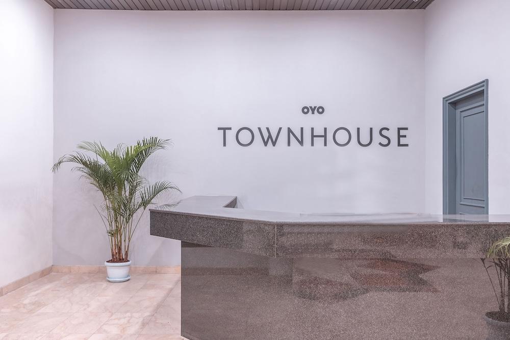 Super Oyo Townhouse 2 Hotel Gunung Sahari Cakarta Dış mekan fotoğraf