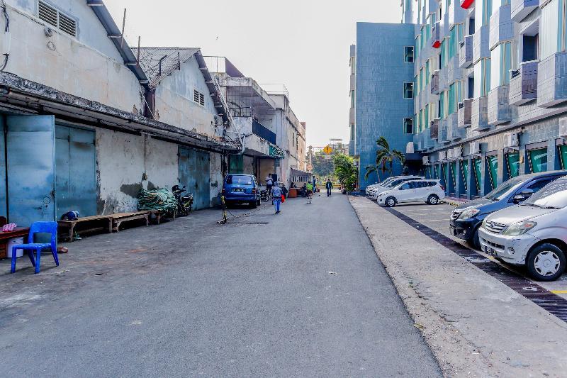 Super Oyo Townhouse 2 Hotel Gunung Sahari Cakarta Dış mekan fotoğraf